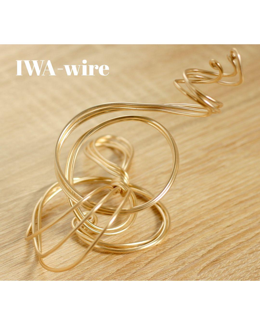 ブーケスタンド　　ワイヤーのブーケスタンド